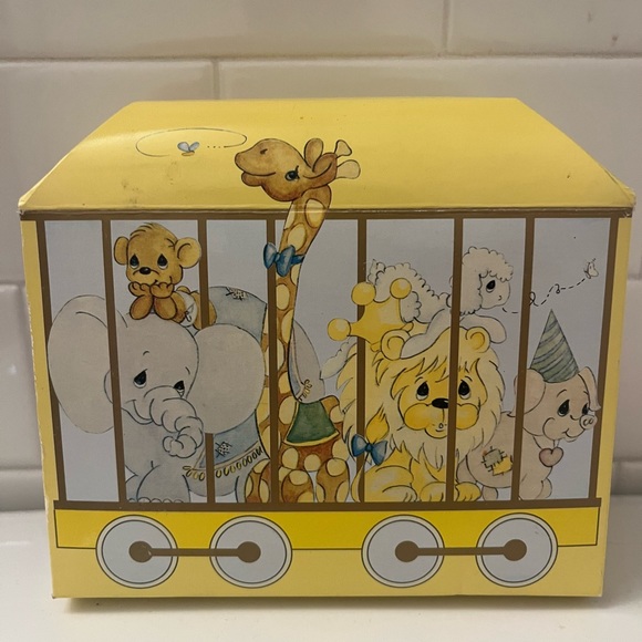 Precious Moments 1985 clown bless our days of our youth birthday train figure - Picture 8 of 10